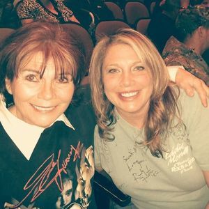 Meet your Posher, Claudia